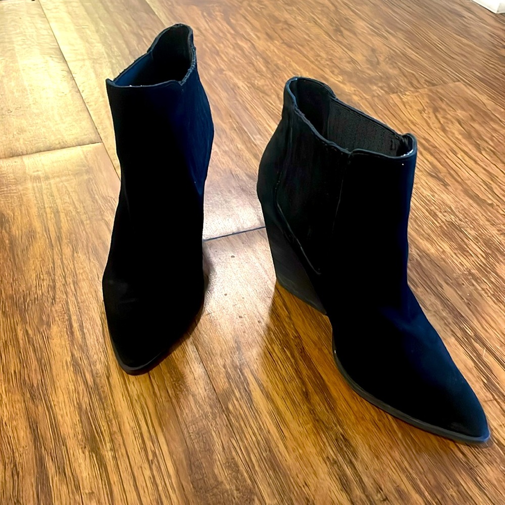 Suede Adam Tucker booties. Black suede with wedge heel. Heel is 4inch height